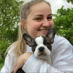 Meet your Posher, Riley